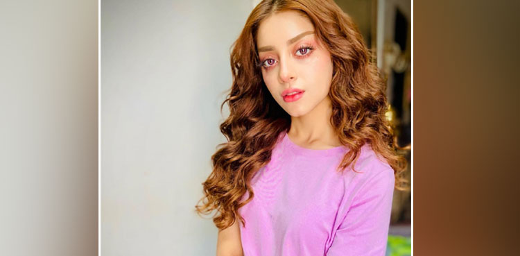 Alizeh Shah wins social media with her latest pictures