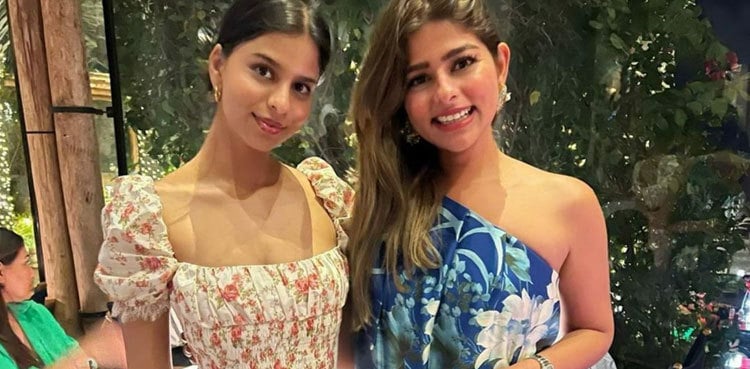 Suhana Khan meets her doppelganger from Pakistan
