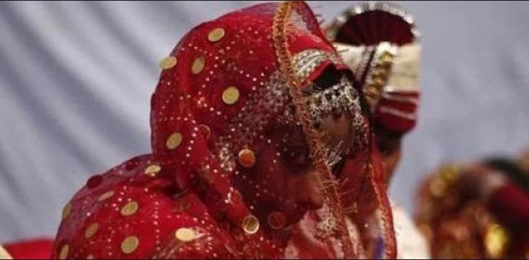 Sindh CM orders inquiry on 45 underage girls' marriage in Dadu