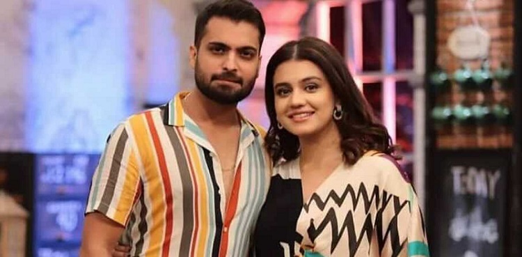 Zara Noor gives a peek into her 'office' with husband Asad Siddiqui