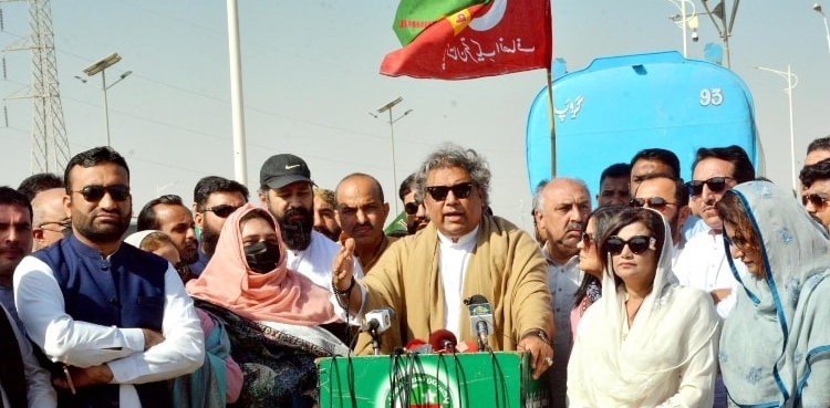 PTI Sindh to kick off long march from Karachi on Monday