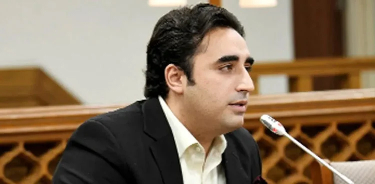 Foreign Minister Bilawal Bhutto pays condolences to DI Khan martyred soldiers' families