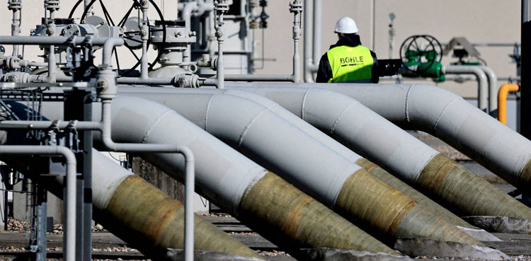 Analysis: Russian gas supply gap casts chill in Europe as winter nears
