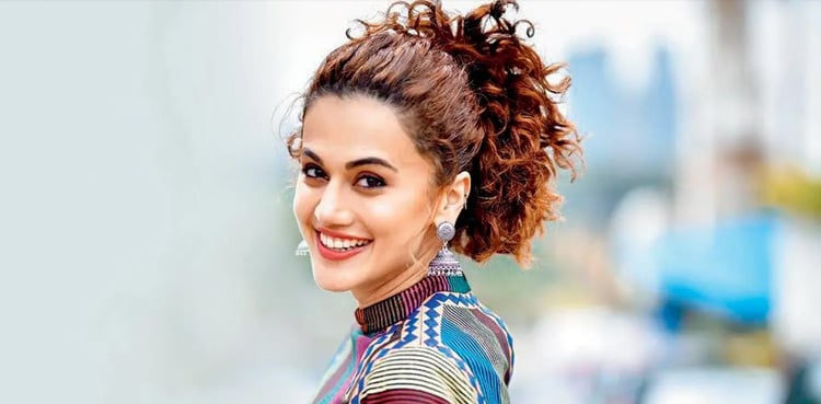 Taapsee Pannu snaps at paparazzi for taking pictures, video goes viral