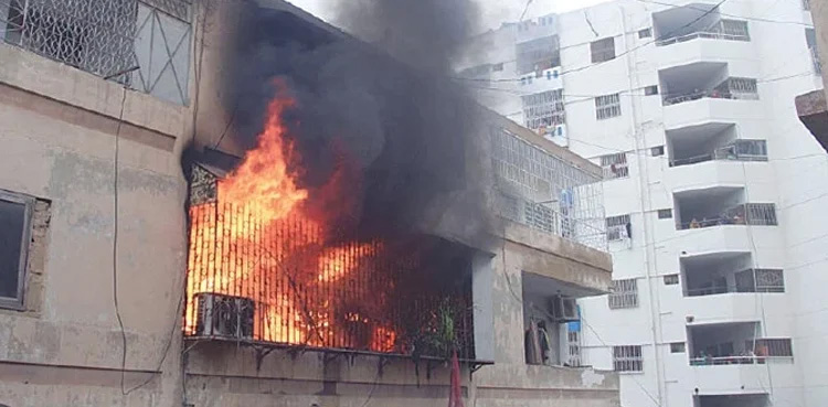 Five injured after fire erupts in Karachi house