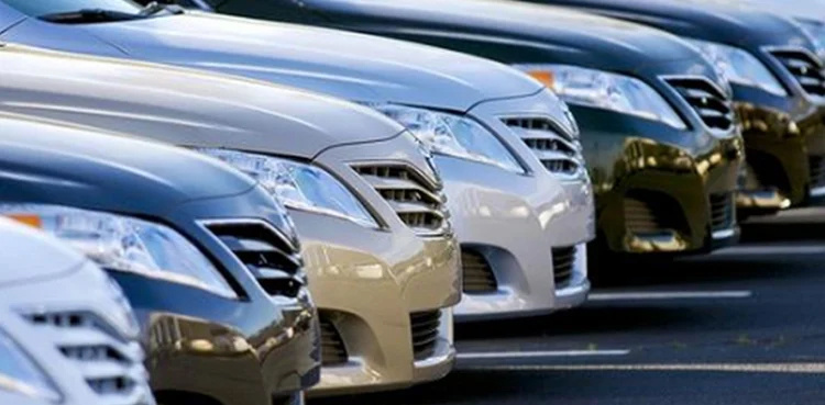 Billions of rupees new cars to Punjab officials challenged in LHC