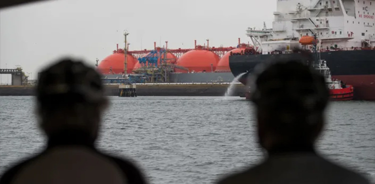 EU leaders clash over how to tackle energy prices