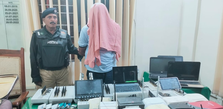 ‘Extortionist’ nabbed during police-Rangers joint raid in Karachi