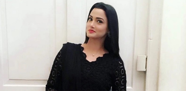 'Sensitive but not hypocrite': Kiran Tabeir shares new pictures on Instagram