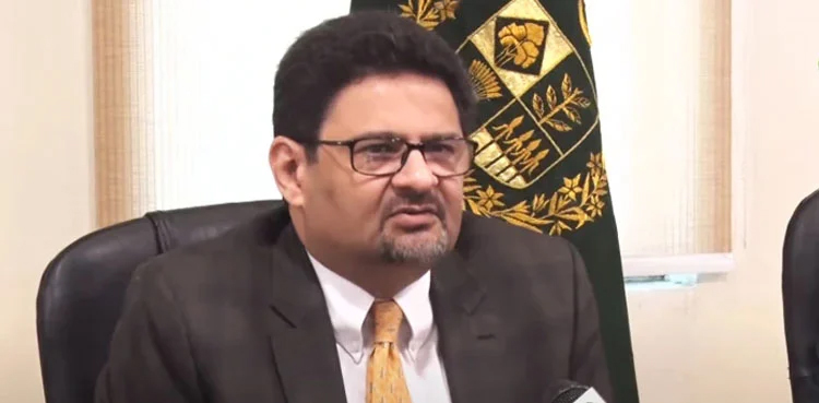 Miftah Ismail calls for 'overhauling' for strengthening Pakistan's economy
