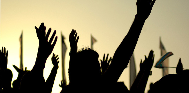 Faisalabad textile workers protest, demand payment of salaries