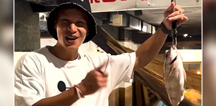 This Japanese restaurant lets customers catch their own fish for meal