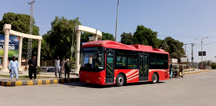 Karachi to get new buses for People’s Bus Service fleet