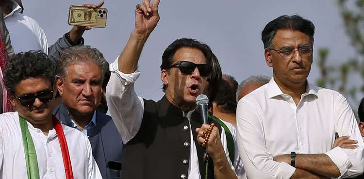 Imran Khan says will not accept incumbent govt ‘at any cost’