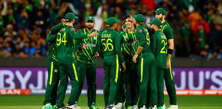 ‘Well played’: President Alvi, PM Shehbaz back Pakistan following WC loss