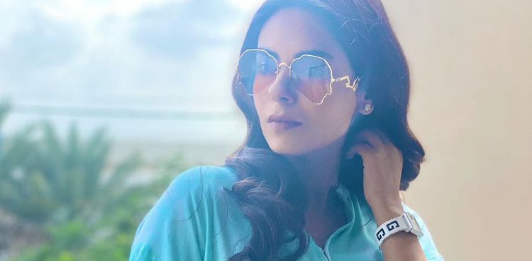 Amar Khan dances to hit Bollywood song, video goes viral