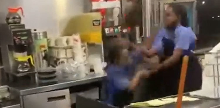 Restaurant employees brawl in front of customers, video goes viral