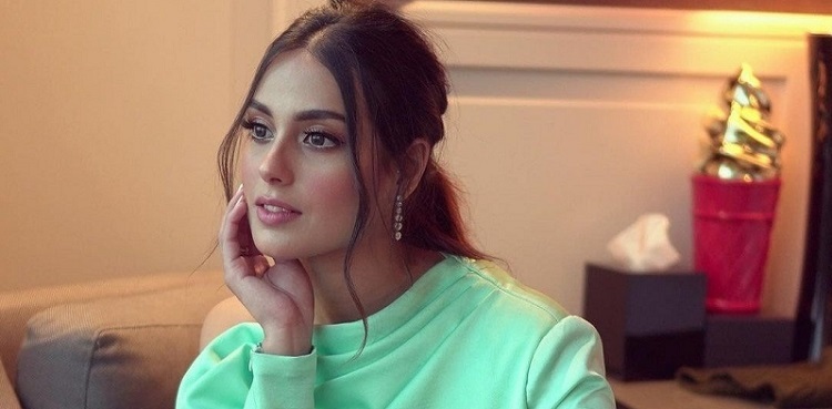 Iqra Aziz shares her GRWM secrets: Watch video