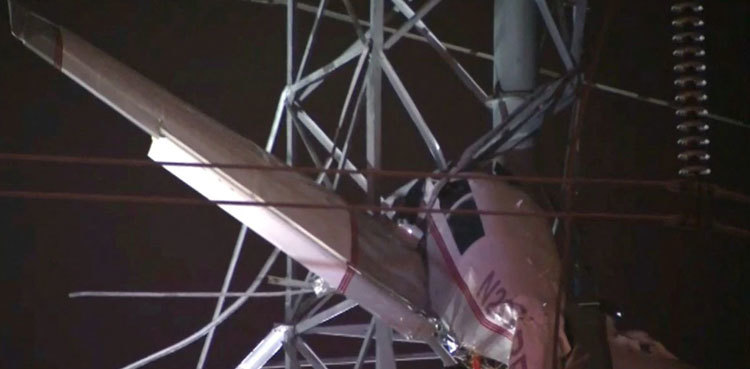 Small plane crash causes mass power outages near Washington