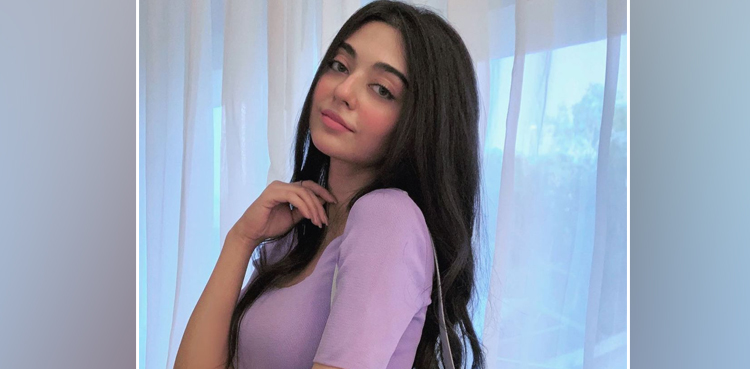 Noor Zafar Khan's latest picture goes viral