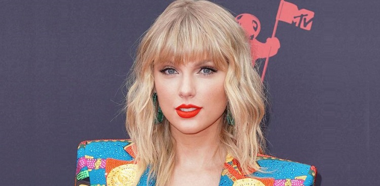 Taylor Swift announces US stadium tour 'The Eras'