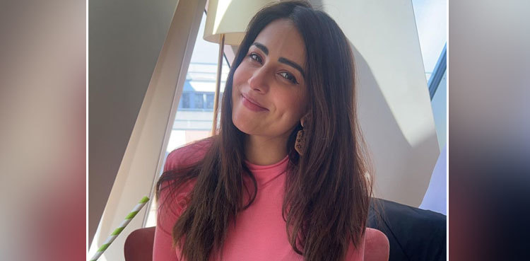 Ushna Shah stuns social media with latest pictures