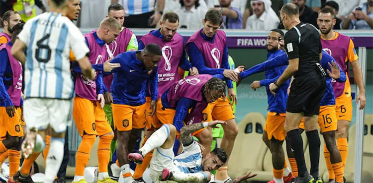 FIFA opens probe after Argentina-Netherlands World Cup game
