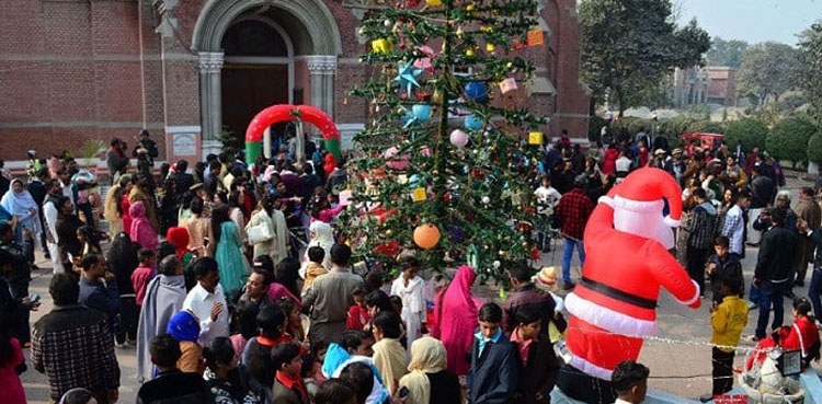 PM Shehbaz, Imran Khan, others felicitate Christian community on Christmas