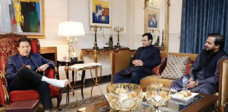 Dissolving assemblies: Moonis Elahi vows to support Imran Khan’s decision