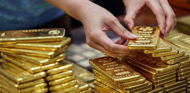 India raises import duty on gold