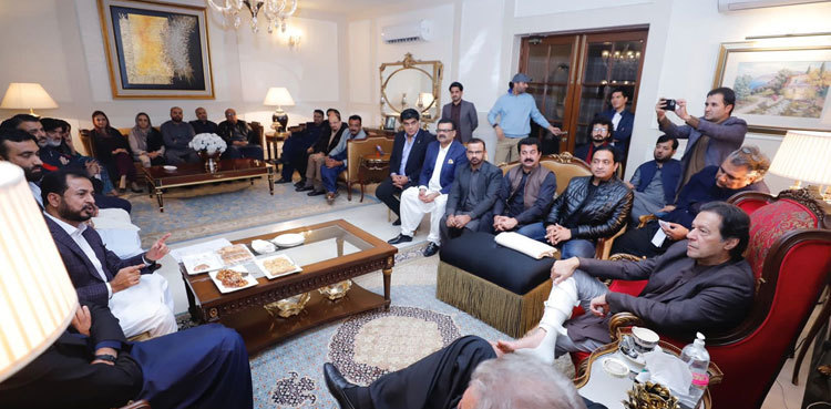 PTI Sindh MPAs submit resignations to Imran Khan