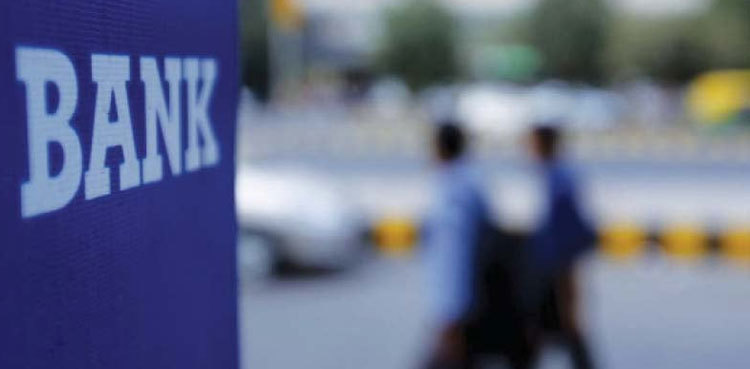 Banks battle to shed unsold buyout loans