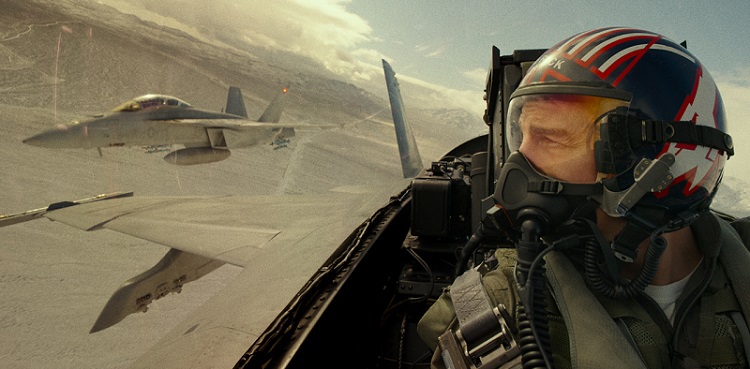 'Top Gun: Maverick' takes flight to theatres again