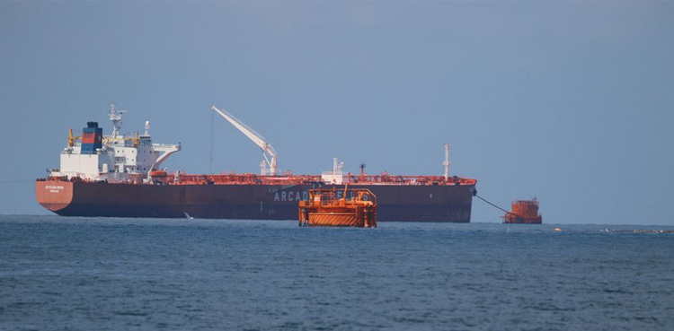 Russia says it may cut oil output up to 7% over price cap Russia, oil,