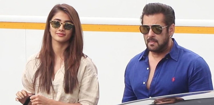 Salman Khan in love with Pooja Hegde?