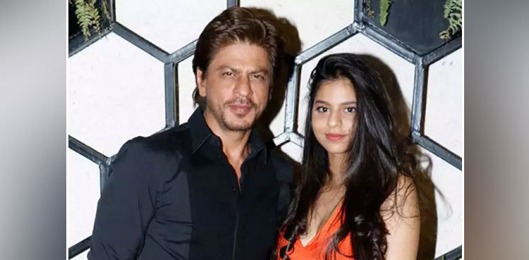 Shah Rukh Khan gifts acting journal to daughter Suhana Khan