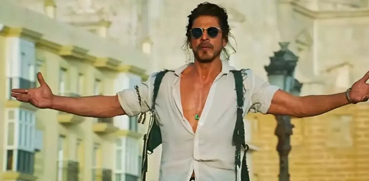 'Cringe content': Shahrukh Khan fails to impress yet again with 'Pathaan'