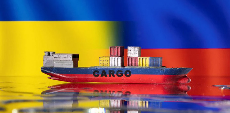 Ship insurers to cancel war cover for Russia, Ukraine from Jan 1