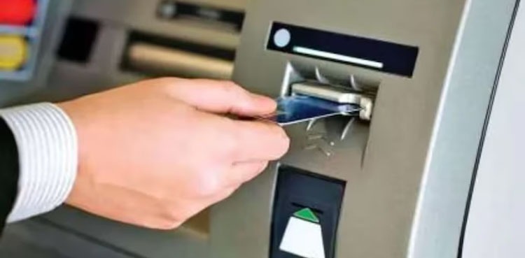 Man arrested for using master key to tamper with ATMs