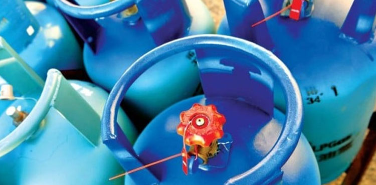 After petrol, LPG prices jacked up by Rs60 per kg