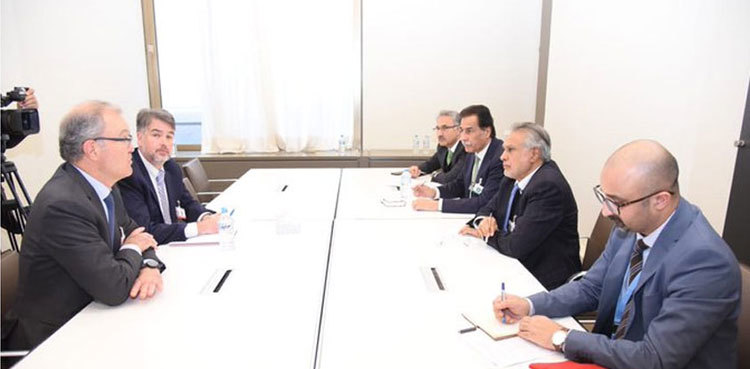 Ishaq Dar, IMF Mission Chief discuss economic challenges