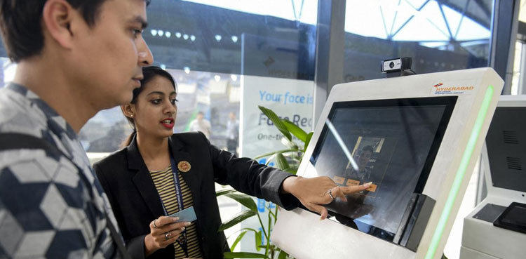 India lets banks use facial recognition, iris scan for transactions
