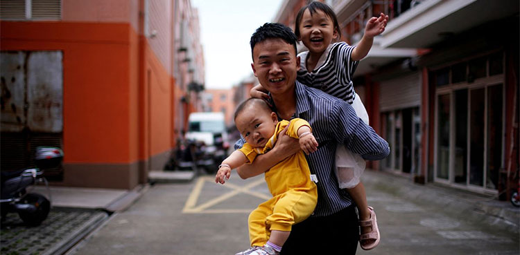 In aging China, a call for 'bold' steps to cut cost of having babies
