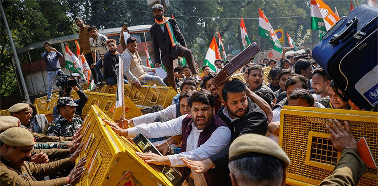 Adani crisis sparks protests and arrests in India