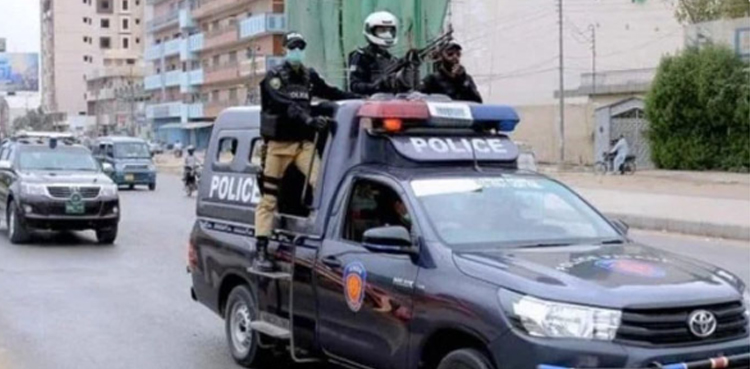 Karachi police arrest 10 suspects in combing operation
