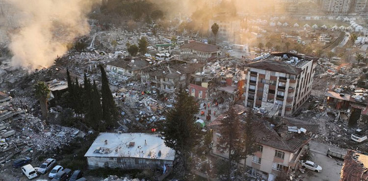 Earthquake death toll tops 33,000, Turkiye starts legal action