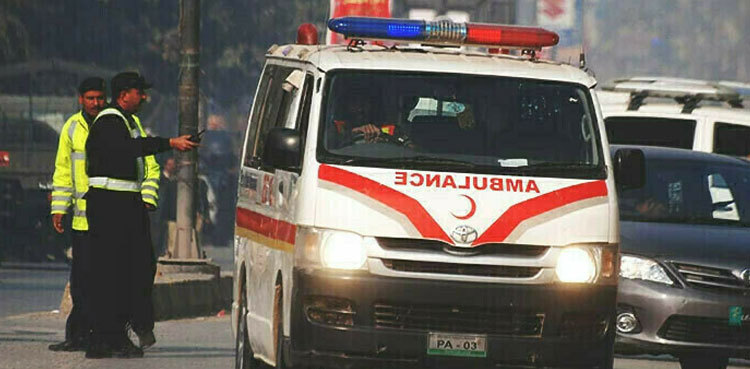 At least 13 dead in bus-van collision in Rahim Yar Khan
