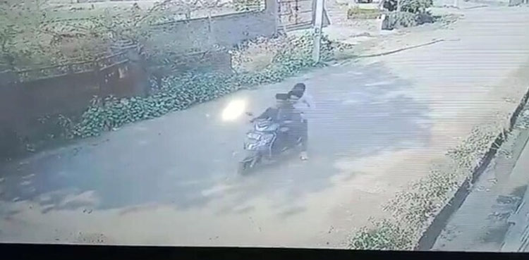 Student, 16, stabbed to death by schoolmates