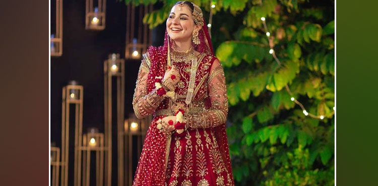 'Saad ho ya Areeb': Hania Aamir loves her dulhan lehenga from MPHT