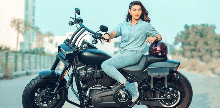 Sana Fakhar shows off attitude in latest pictures